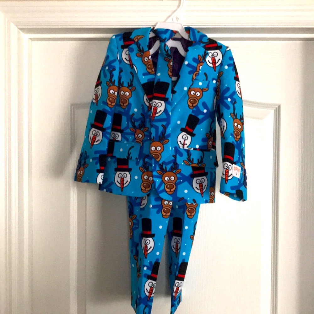 Opposuits holiday suits. NWT